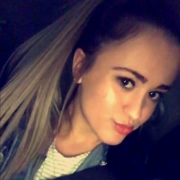 Meet your Posher, Nadia - Picture 1 of 1